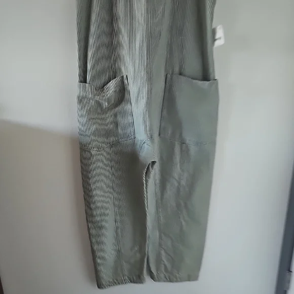 ●●FREE PEOPLE "HIGH ROLLER" OVERALLS/JUMPSUIT SIZE L NWT●● - Picture 6 of 10